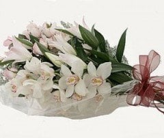 Cybidyum Taç Mahal Buket