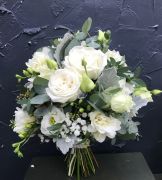 Beyaz Zarafet Gelin Buketi