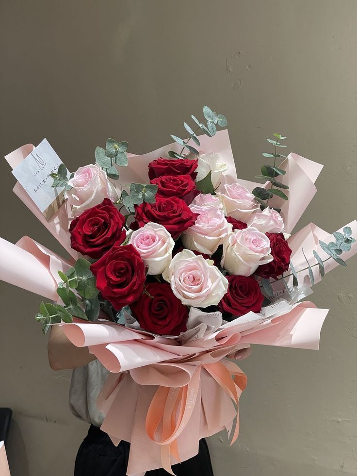 Pembe İle Kırmızı Uyumu
